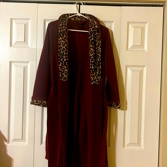 Maroon with Cheetah Bath Robe - Picture 1 of 3